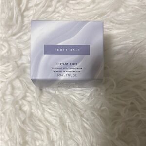 Fenty Beauty Instant Reset Gel-Cream